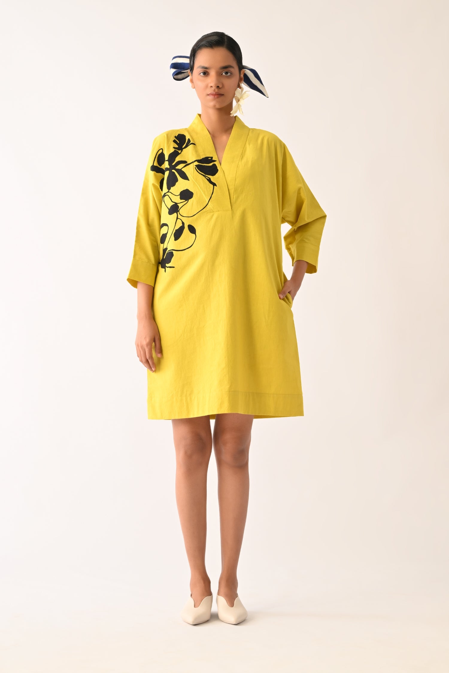 Mono Citrus Sicily Appliqué Dress