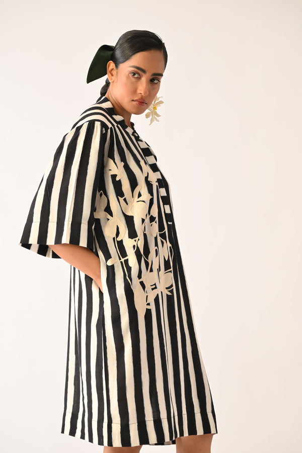 Revolt B&W Beach Appliqué Dress