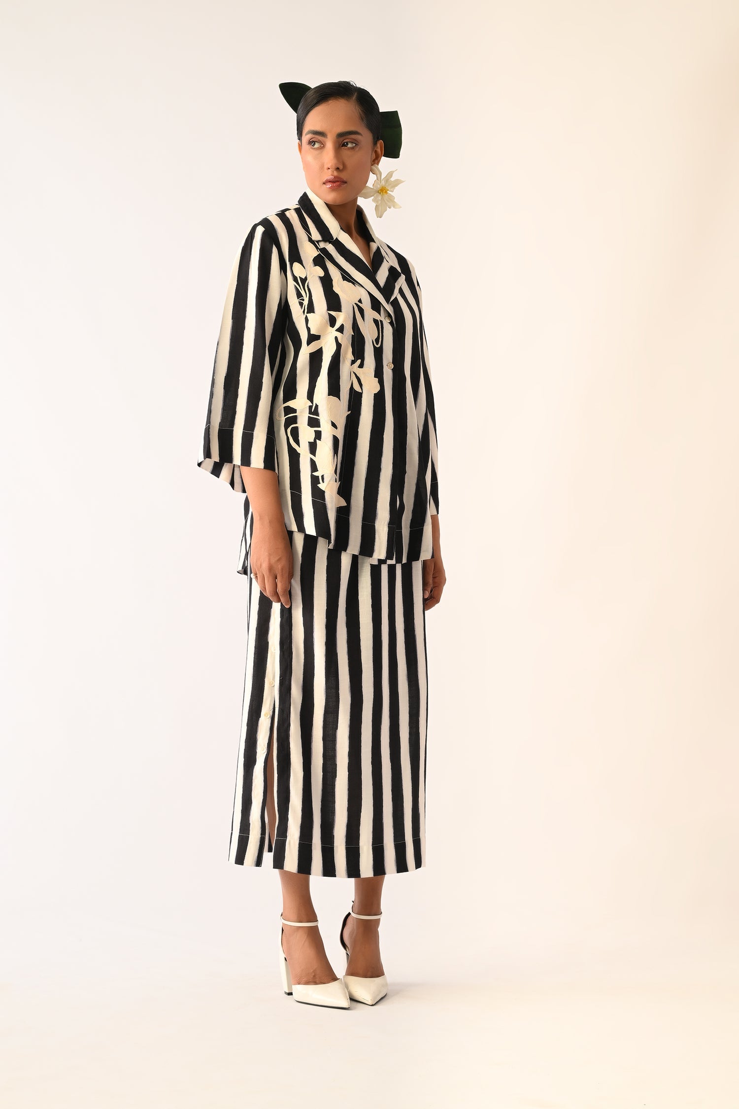 Revolt B&W Psyflora Appliqué Shirt Set