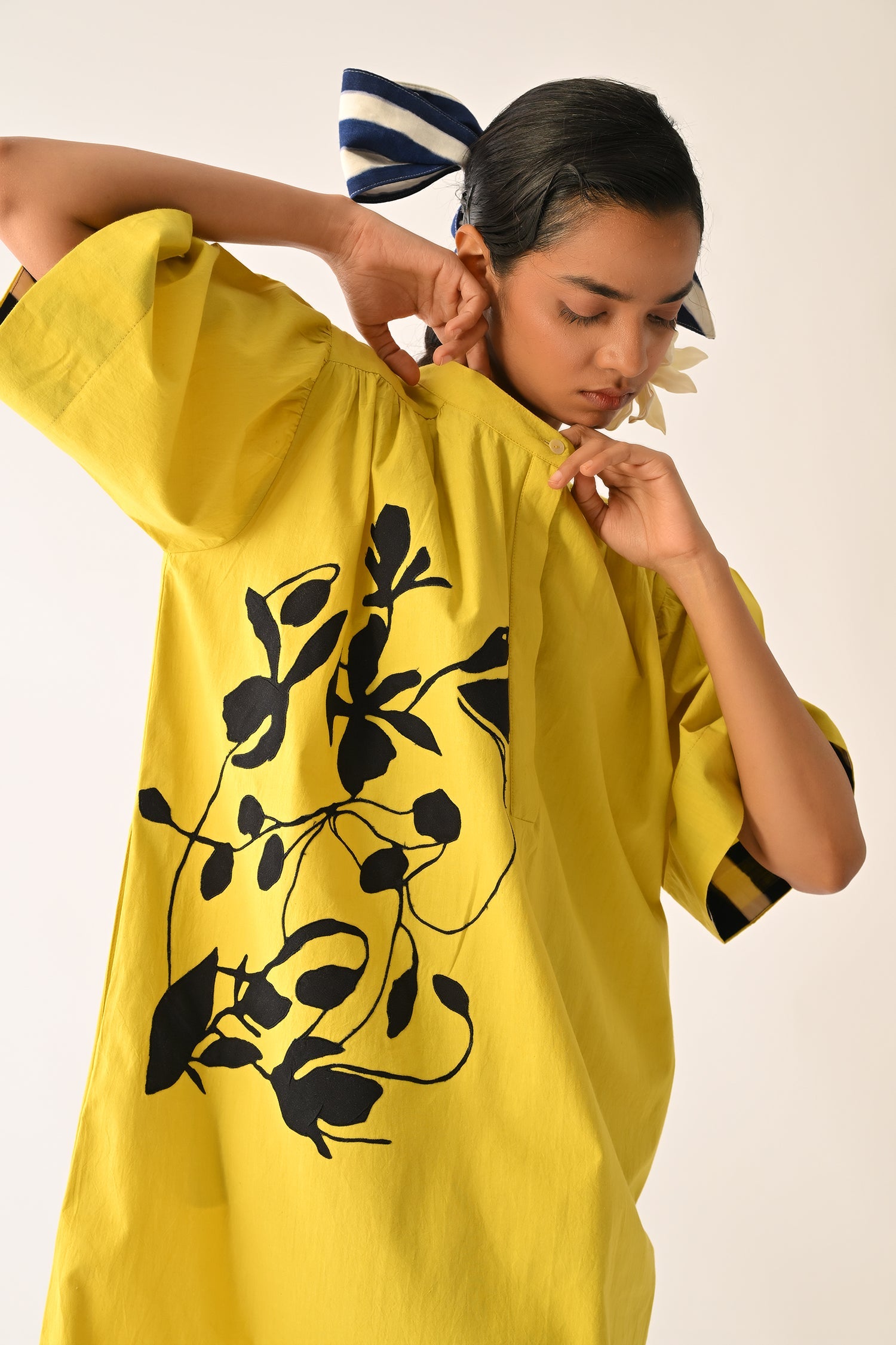 Mono Citrus Beach Appliqué Dress